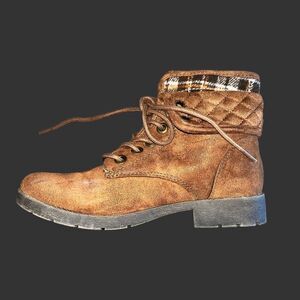 Arizona Jeans Brown Chestnut Suede Ankle Boots Size 6 Style AZ YVONNE